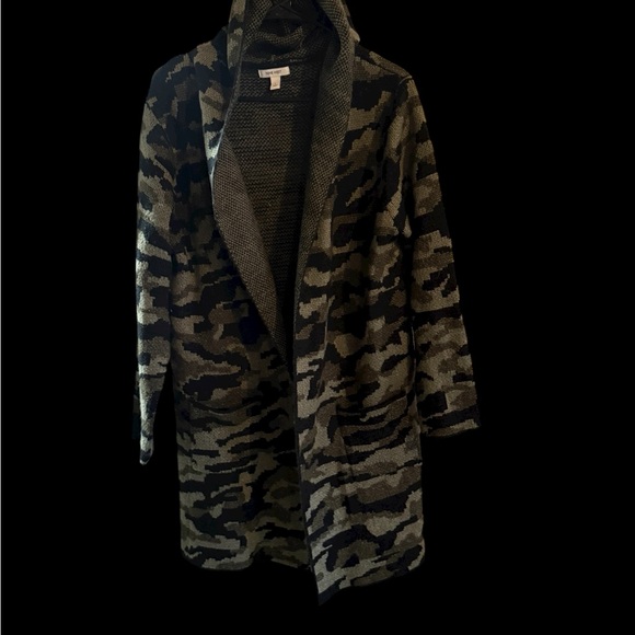 Nine West camo Textured Sweater size large - Picture 2 of 7